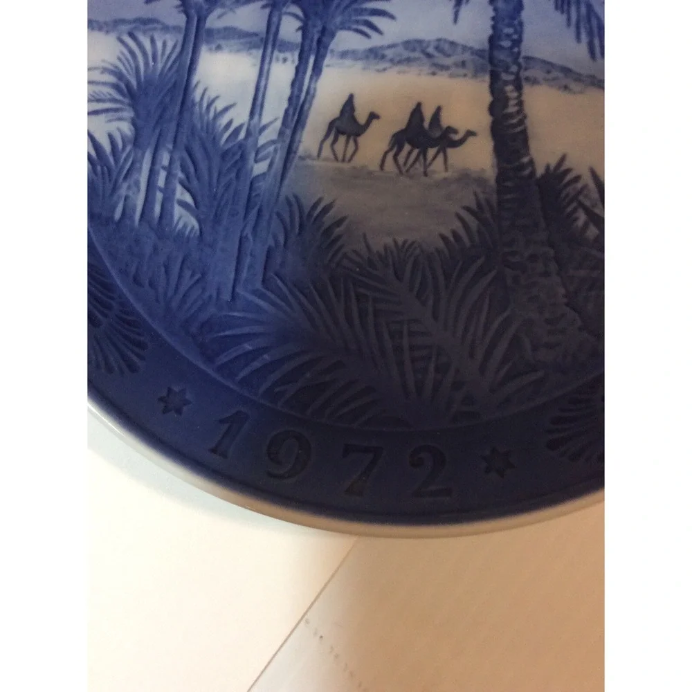 B & G Copenhagen Denmark 1972 Blue White Christmas Collector Plate In the Desert
